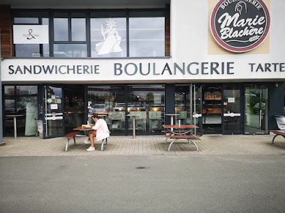 Pizza de Bakery Marie Blachere à Carvin