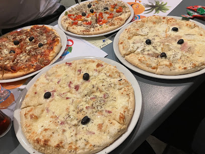Pizza de Cafe Chez Micheline Le France Gallant à Gondecourt