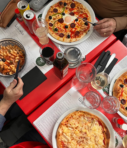 Pizza de La Svolta à Neuville-en-Ferrain