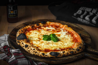 Pizza de Pizza Napolitaine au feu de bois - Autour de la Pizz’ à Chéreng