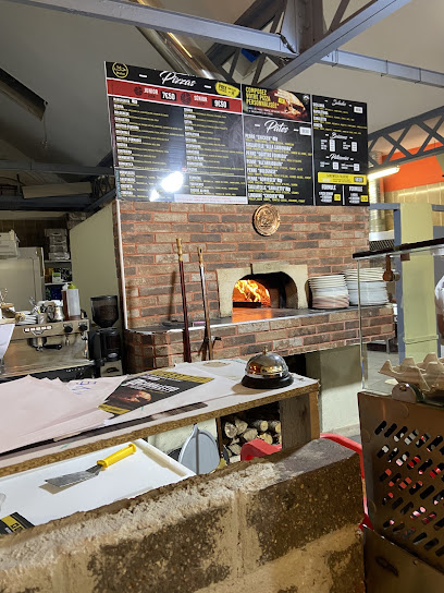 Pizza de Pizzeria casalingo au feu de bois à Roubaix