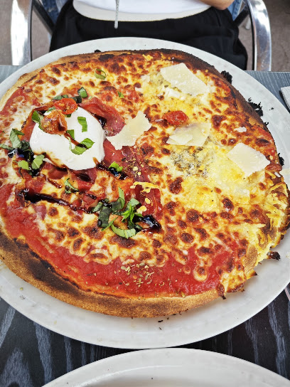Pizza de Restaurant Guérino à Marcq-en-Barœul